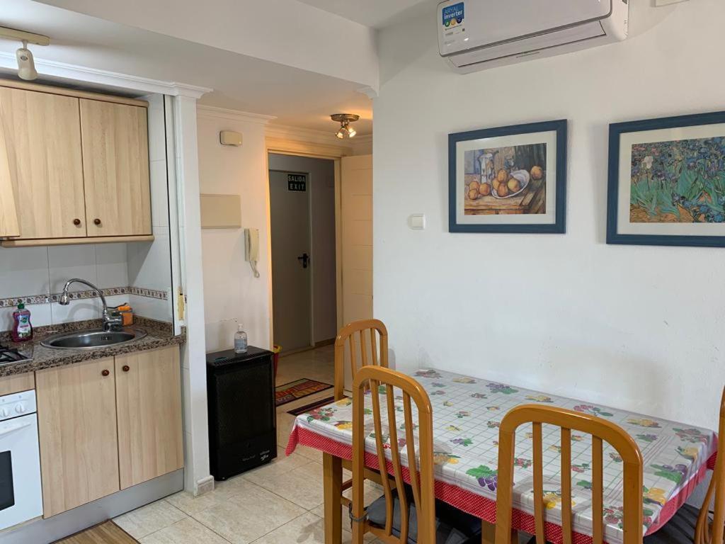 Service Apart Lazaro - Coral Beach - Vistas Калпе Екстериор снимка